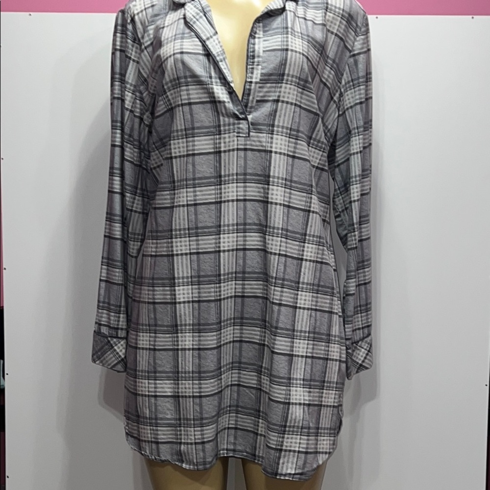 Victoria's Secret Black and White‎ Relaxed Tunic zs M